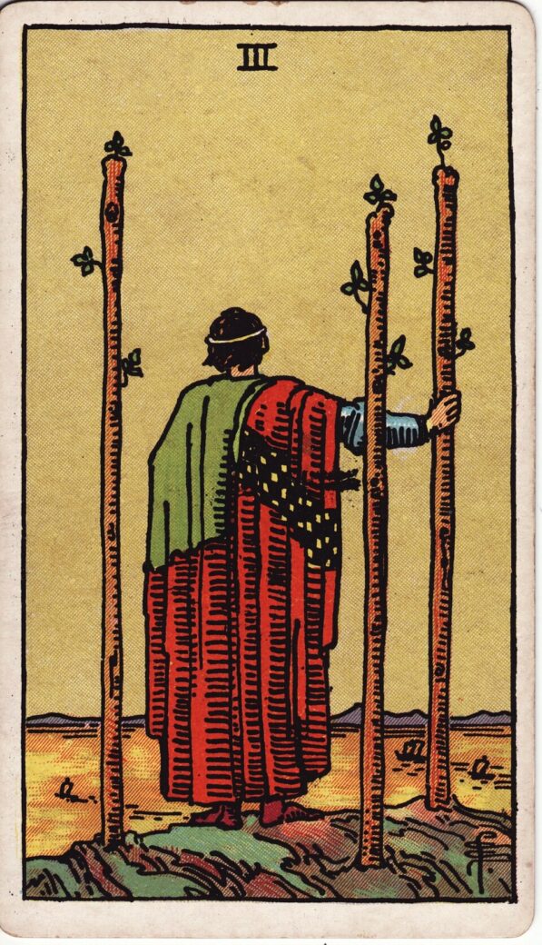 Karta Tarota Trójka Buław — ilustracja symboliczna